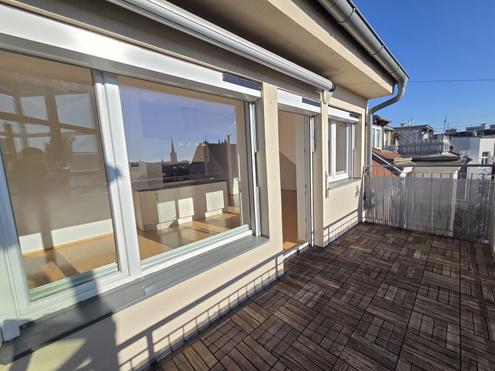 3 Zimmer-Dachgeschowohnung mit Terrasse