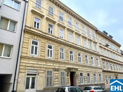 Altbau-Charme mit Renovierungspotenzial: Wohnungen in historischem Gebudeensemble