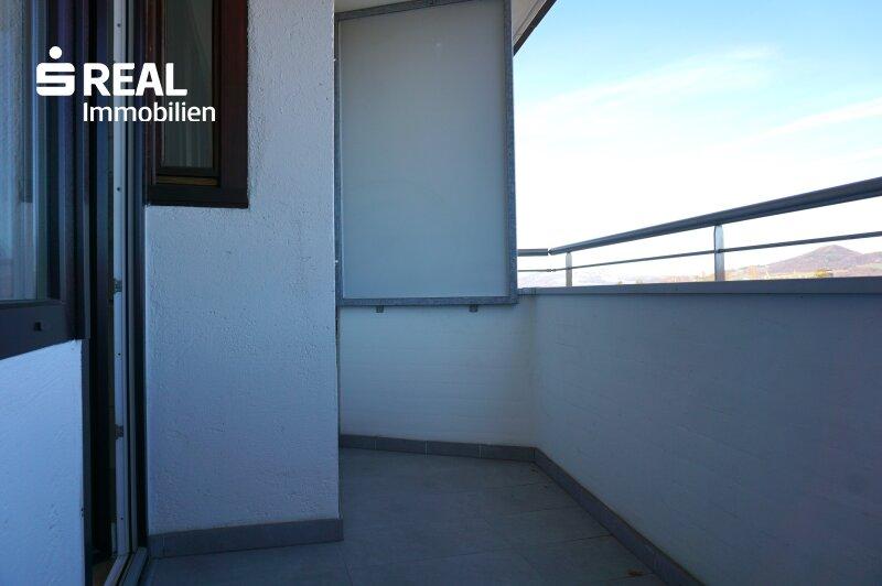 smarter Balkon mit Ausblick