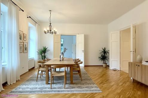 Grozgige Altbauwohnung im Zentrum von Pressbaum