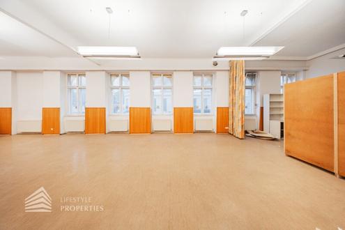 Helle Altbauflche zum selber gestalten, Nhe Schnbornpark