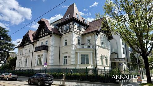 Traumhafte Balkonwohnung I Jugendstilvilla