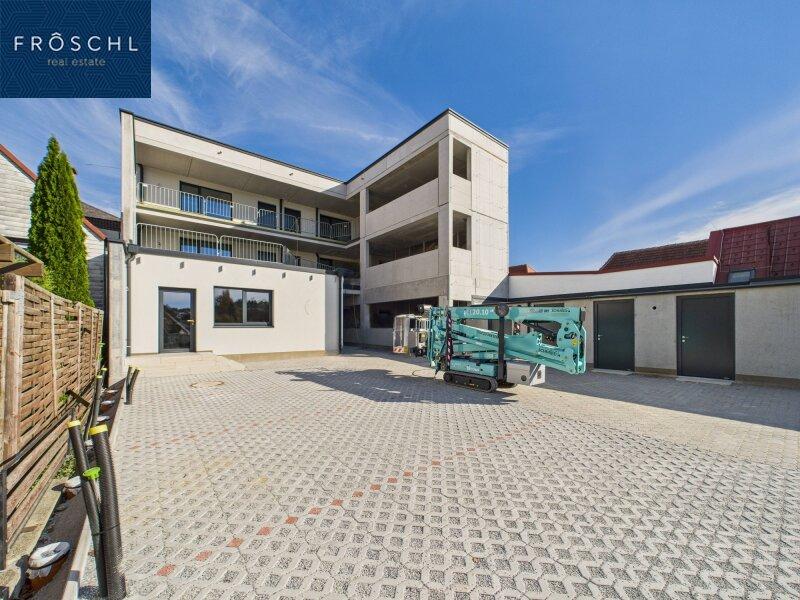 Ansicht der Anlage vom Parkplatz - Pic 1