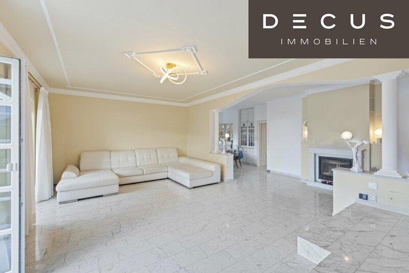 Der offenen Wohnraum mit Blick zu Essplatz und Kche