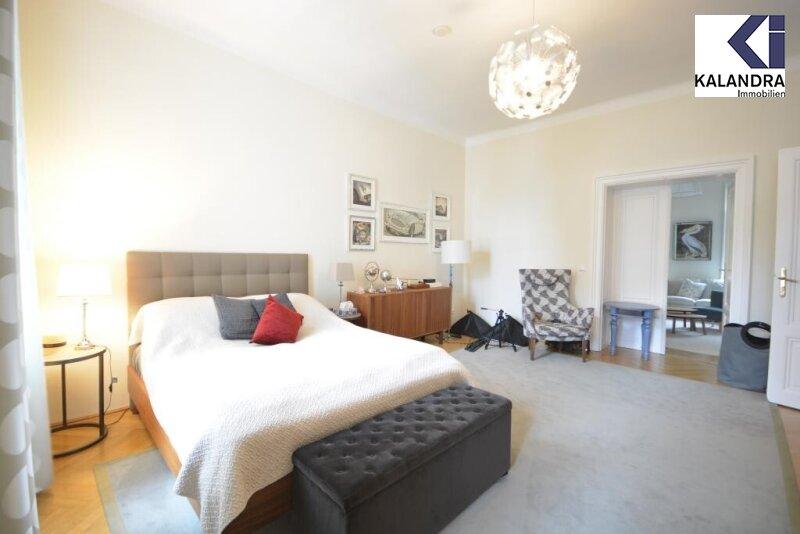 1. Schlafzimmer 1 OG