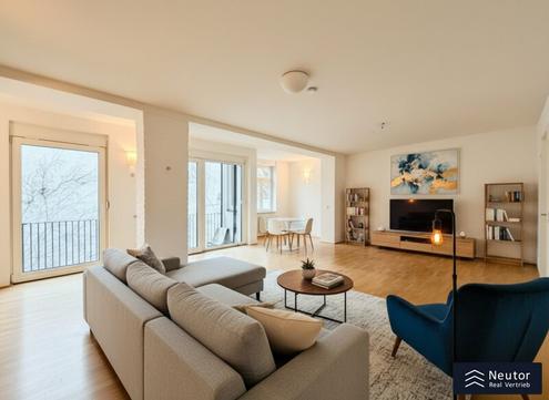 EINZIGARTIGE ALTBAUWOHUNG IM LOFT STILL - LICHTDURCHFLUTET - BALKON - EXKLUSIVE LAGE IM 7. WIENER GEMEINDEBEZIRK -INNENHOFLAGE - BARRIEREFREI MITTELS LIFT