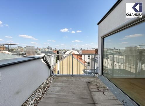 360 TOUR // DACHTERRASSENWOHNUNG NAHE VORGARTENMARKT
