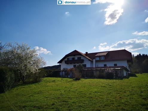 Land Villa in exklusiver und idyllischer Alleinlage