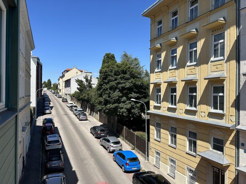 Ausblick Stra�e hinauf