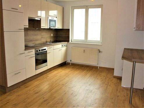 NEILREICHGASSE, sonnige 38 m2 Neubau, 2 Zimmer, Komplettk�che, Duschbad, Parketten, 5. Liftstock