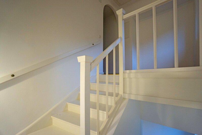 Stiegenhaus in den 2. Stock