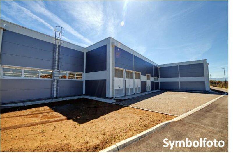 Symbolfoto f�r Gewerbehallen/B�ro