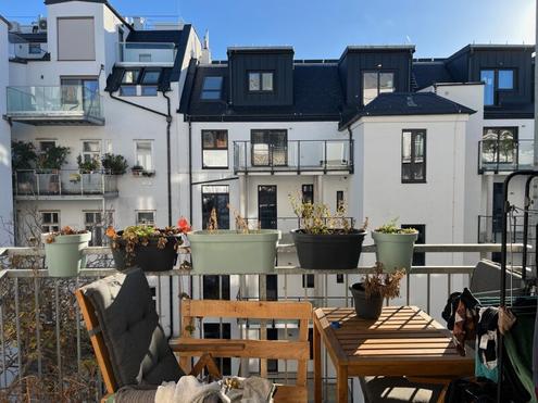 W�hringer G�rtel - 2 Zimmer Altbau mit hofseitigem Balkon