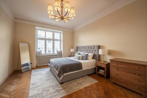 ++NEU++ 4-Zimmer ALTBAUWOHNUNG in ruhiger Lage! - Sanierungsbed�rftig