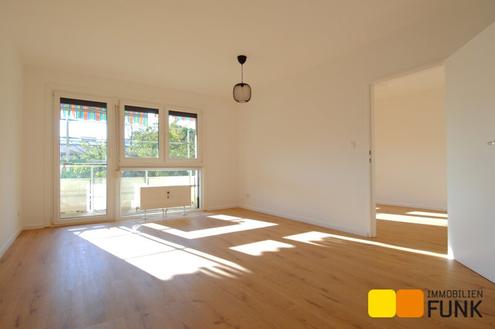 Top sanierte Dreizimmerwohnung, Westloggia