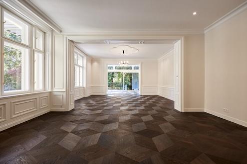 Herrschaftliches Wohnen am Schlosspark | Luxuri�ses Altbaujuwel mit Gartenparadies | Privater Weinkeller