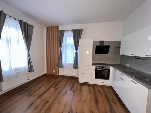 kleine, möblierte Mietwhg. mit toller Küche