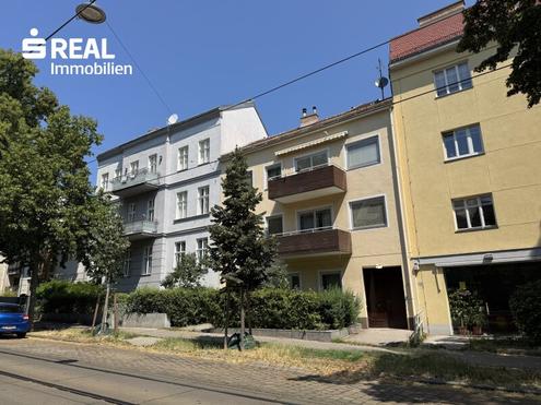 Haus mit 3 Wohneinheiten, B�ro und Werkstatt