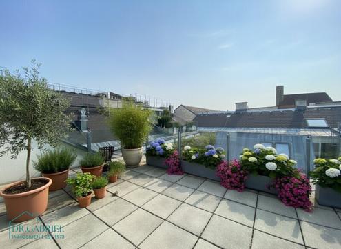 TERRASSENWOHNUNG IN INNENSTADT-PALAIS