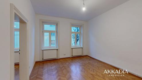 Unbefristet / Helle Altbauwohnung nahe Sonnenbergplatz