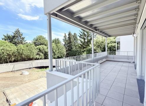 Traumhafte Dreizimmerwohnung mit gro�em Balkon und Garagenplatz in Oberlaa