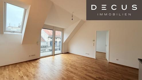 / 2 ZIMMER / U-BAHN N�HE / BALKON / DACHGESCHOSS / MODERNE AUSSTATTUNG / VERF�GBAR AB 1.03.2026
