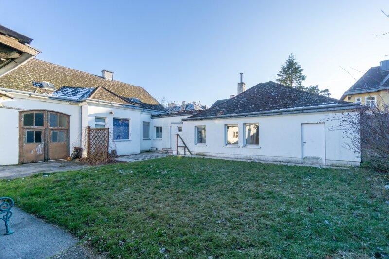 linker Stra�entrakt und linker Hoftrakt