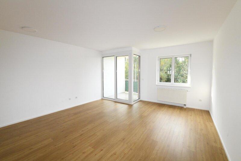 Zimmer mit Zugang zur Loggia