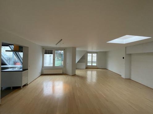 160 m� TOP-WOHNUNG BEIM KARLSPLATZ -- 5 ZIMMER -- 2 B�DER -- 2 TERRASSEN -- RUHELAGE!