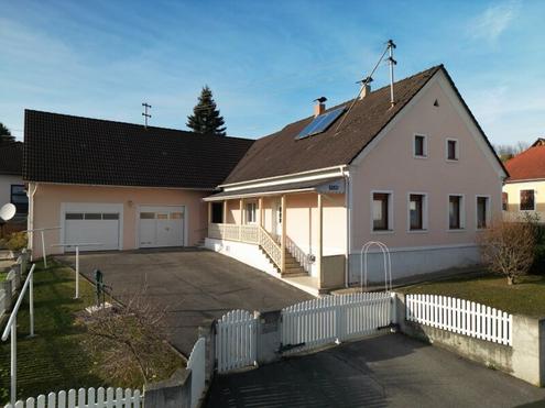 EINFAMILIENHAUS mit sonnigem Grundst�ck