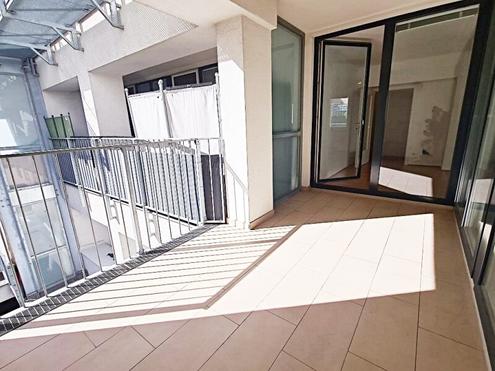 HUMBOLDTGASSE, U1-N�he, 101 m2 Neubau inkl. 2 Loggien, Wohnk�che, 2 Zimmer, Wannenbad, Parketten, Hofruhelage