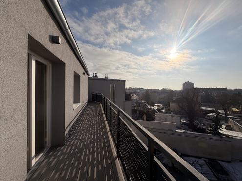Mischekgasse - 3 Zimmer DG mit gro�z�giger Terrasse zu vermieten