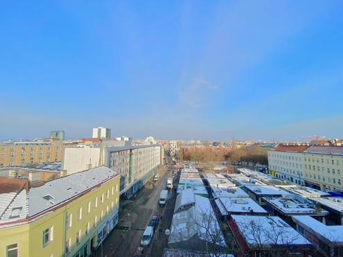 HERRLICHER FERNBLICK vom TURMZIMMER, direkt am MEIDLINGER MARKT!