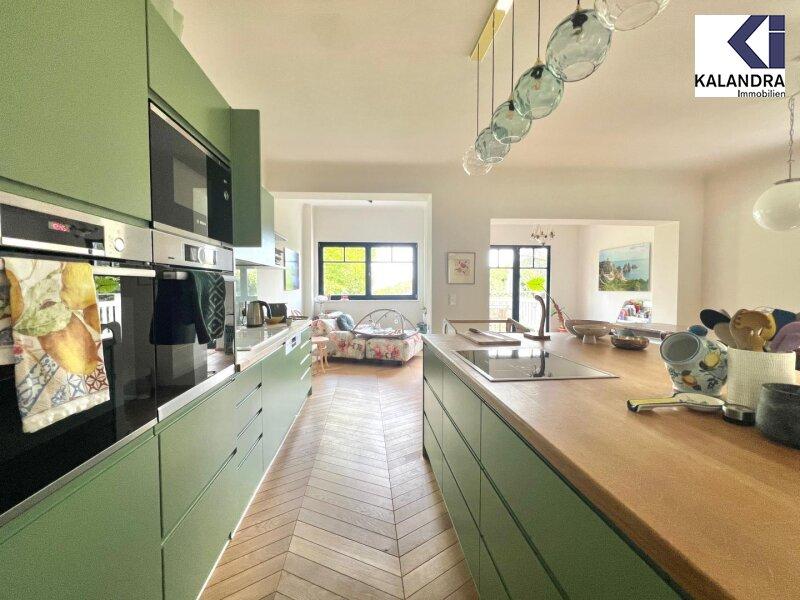 Wohn- Esszimmer mit K�che