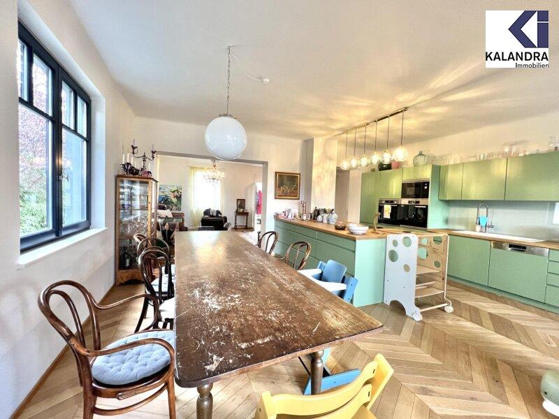 Wohn- Esszimmer mit K�che