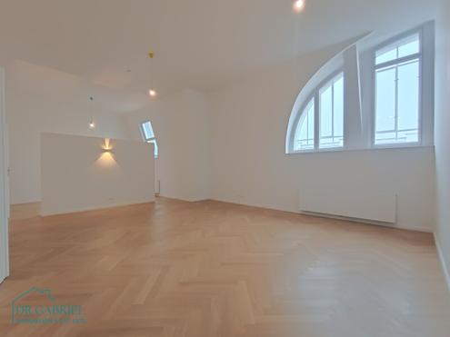 TOLLE LOFT-WOHNUNG - N�HE THEOBALDGASSE - AB SOFORT VERF�GBAR