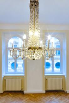 Fischgrät und Flügeltüren - Sanierte 3,5 Zimmer Wohnung