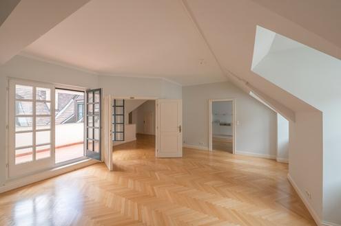 ++NEU** Tolle 3,5-Zimmer ALTBAUWohnung in absoluter TOPLAGE, repr�sentatives Haus!