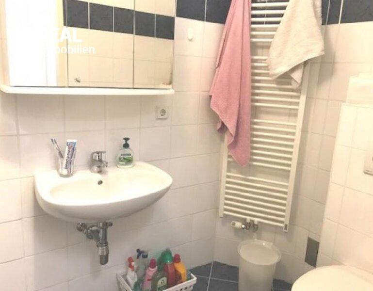 Bad mit Dusche & WC Perspektive 2