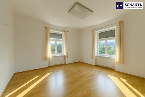 SCHÖNER WOHNEN wird hier GROSS geschrieben! Sonnendurchflutete Altbauwohnung + Eckwohnung + 2018 komplett saniert