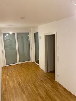 2-Zimmer-Wohnung inkl Küche, Garten Außenfläche und Kellerabteil mit U1 Neulaa in Gehweite / HS17 A3