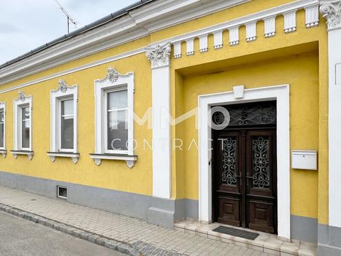 LANDHAUS mit Innenhof + GARTENPARZELLE in BW mit Garagengeb�ude