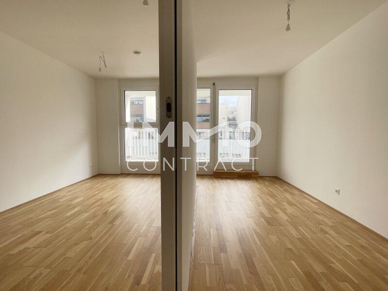 Wohnraum und Schlafzimmer