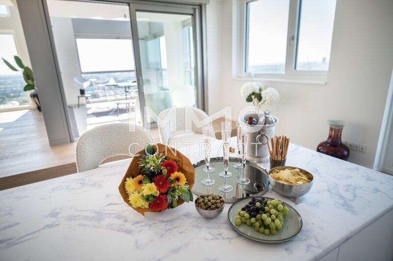 230811_V22_Staging_Duplexapartment_MODERNSWING_c_SeeligStefa