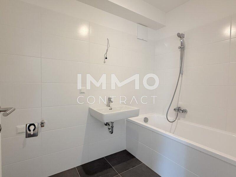 Badezimmer mit Wanne