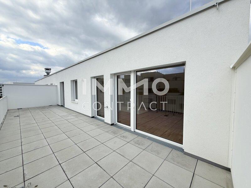 gro�z�gige Terrasse