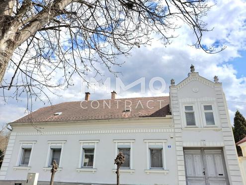 Sch�nes Haus mit gro�em Garten und Erweiterungsm�glichkeiten