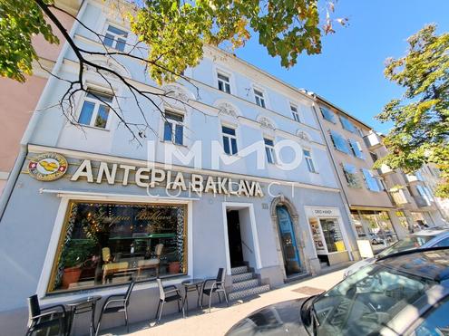 Dachgescho�- Galeriewohnung | Griesplatz 23