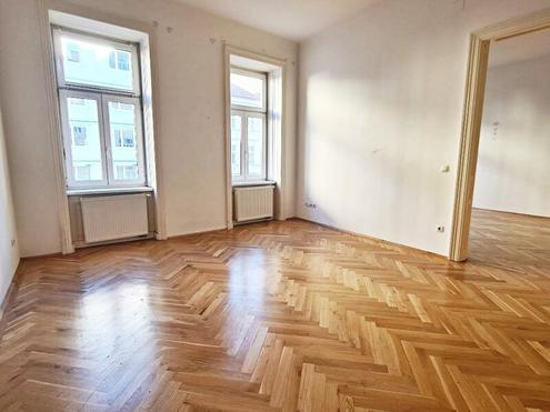 ROCHUSMARKT-N�HE, UNBEFRISTET, 94 m2 Altbau, 3 Zimmer, K�che, Wannenbad, Parketten, WG-geeignet, Landstra�er Hauptstra�e