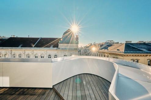 Titanic wie Kate und Leo im Dachgescho� der Kandlgasse